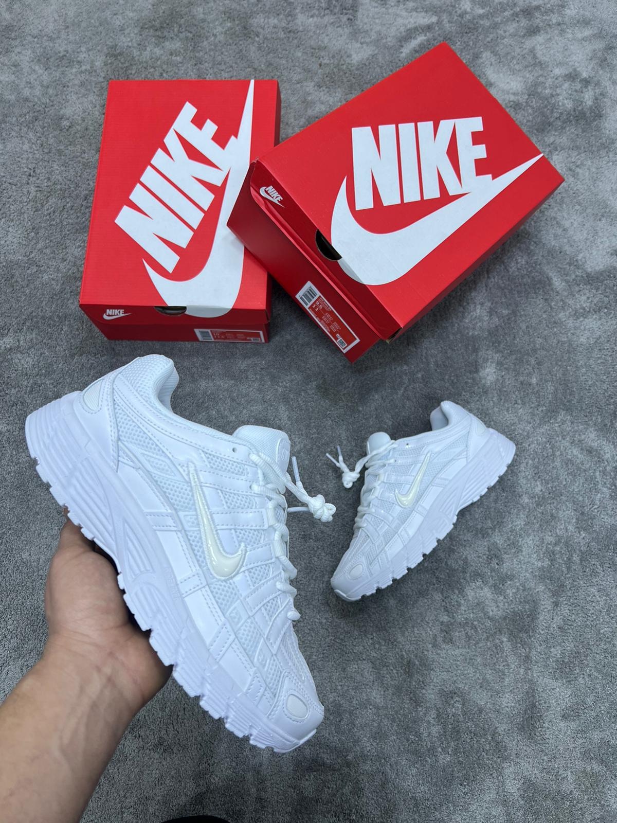 Nike P-6000 blanca