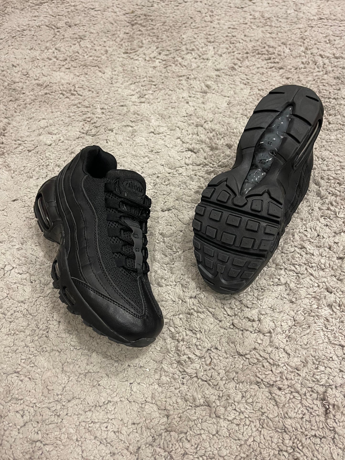 Nike Air Max 95 full black