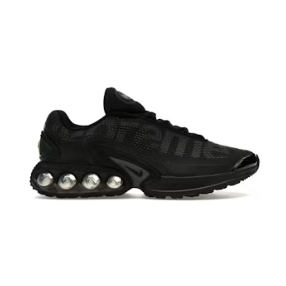 Nike DN x Supreme negra
