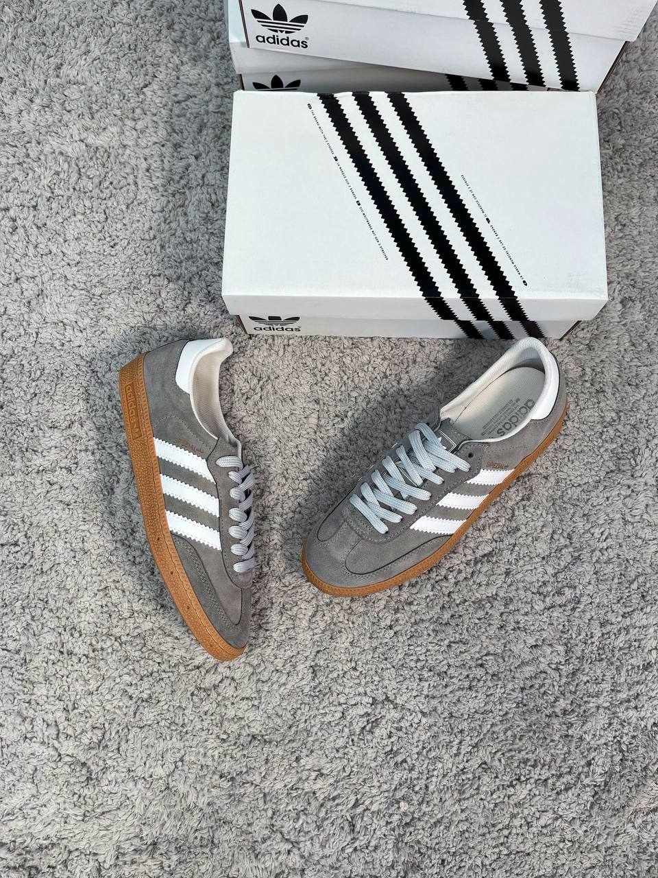 Adidas Spezial gris