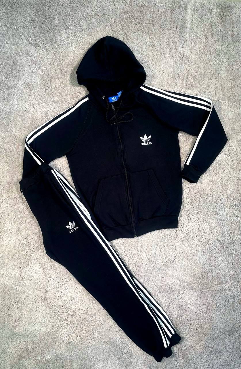 Adidas clásico negro