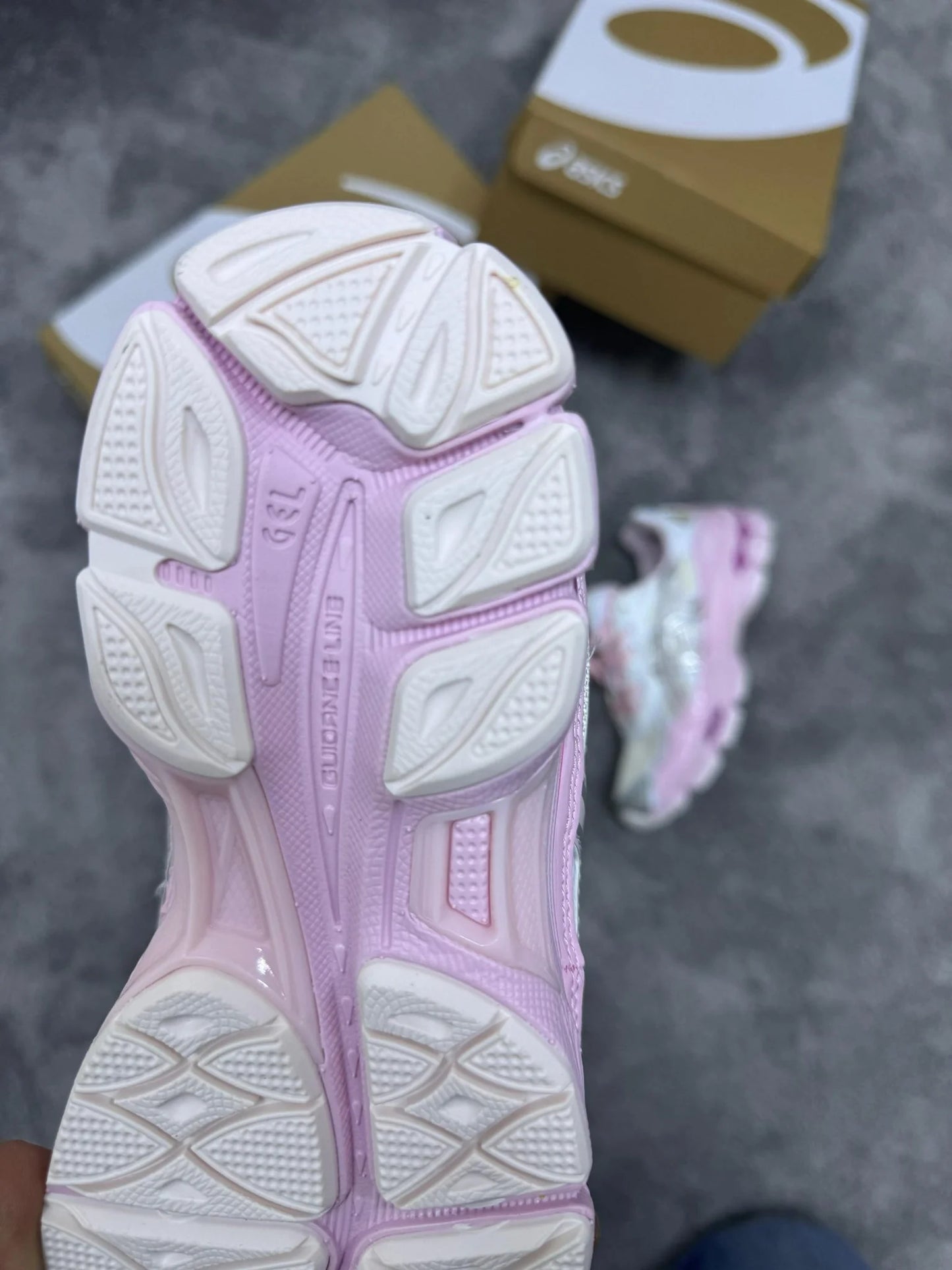 Asics GEL-NYC rosa