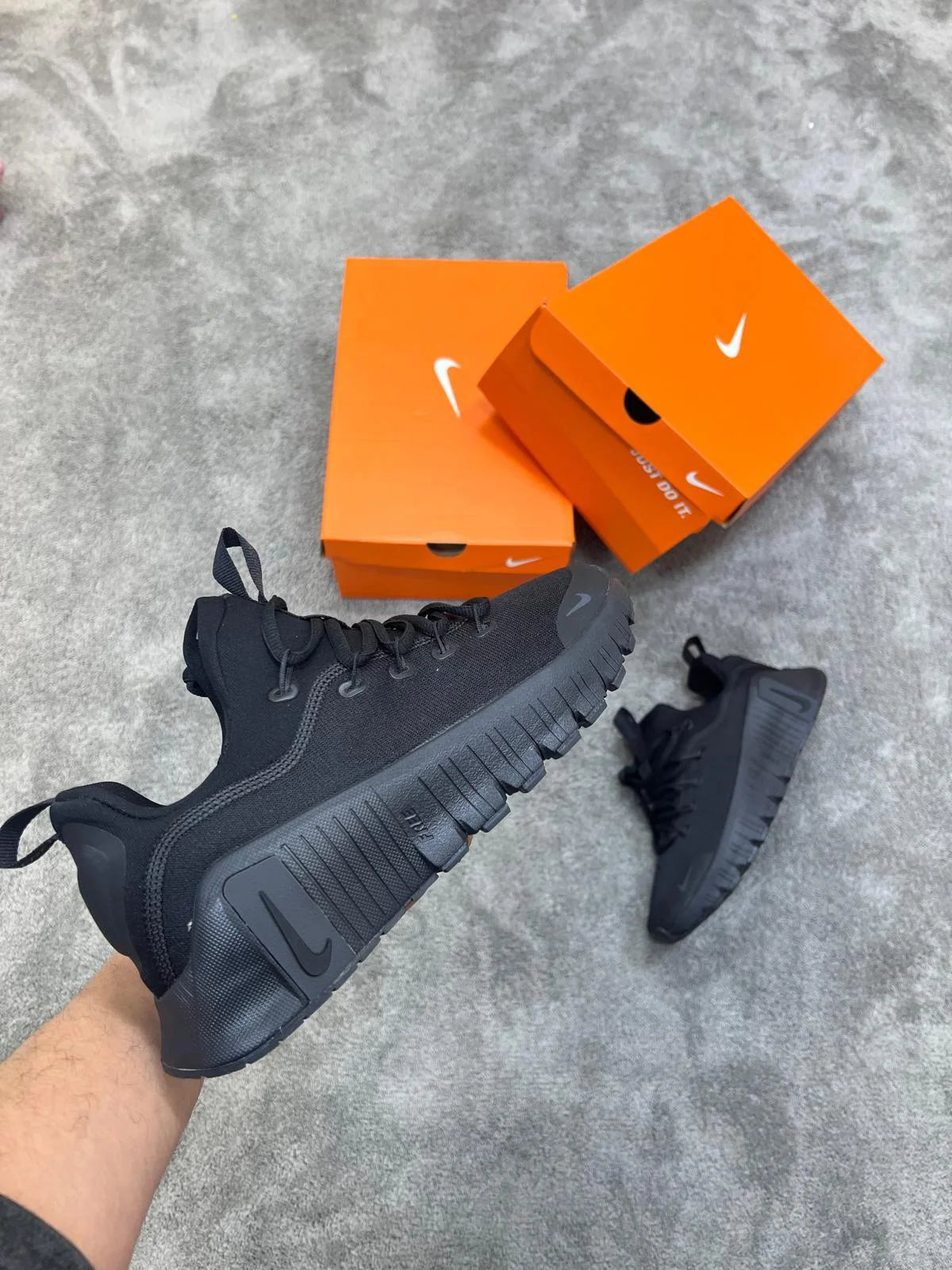 Nike Free METCON negra