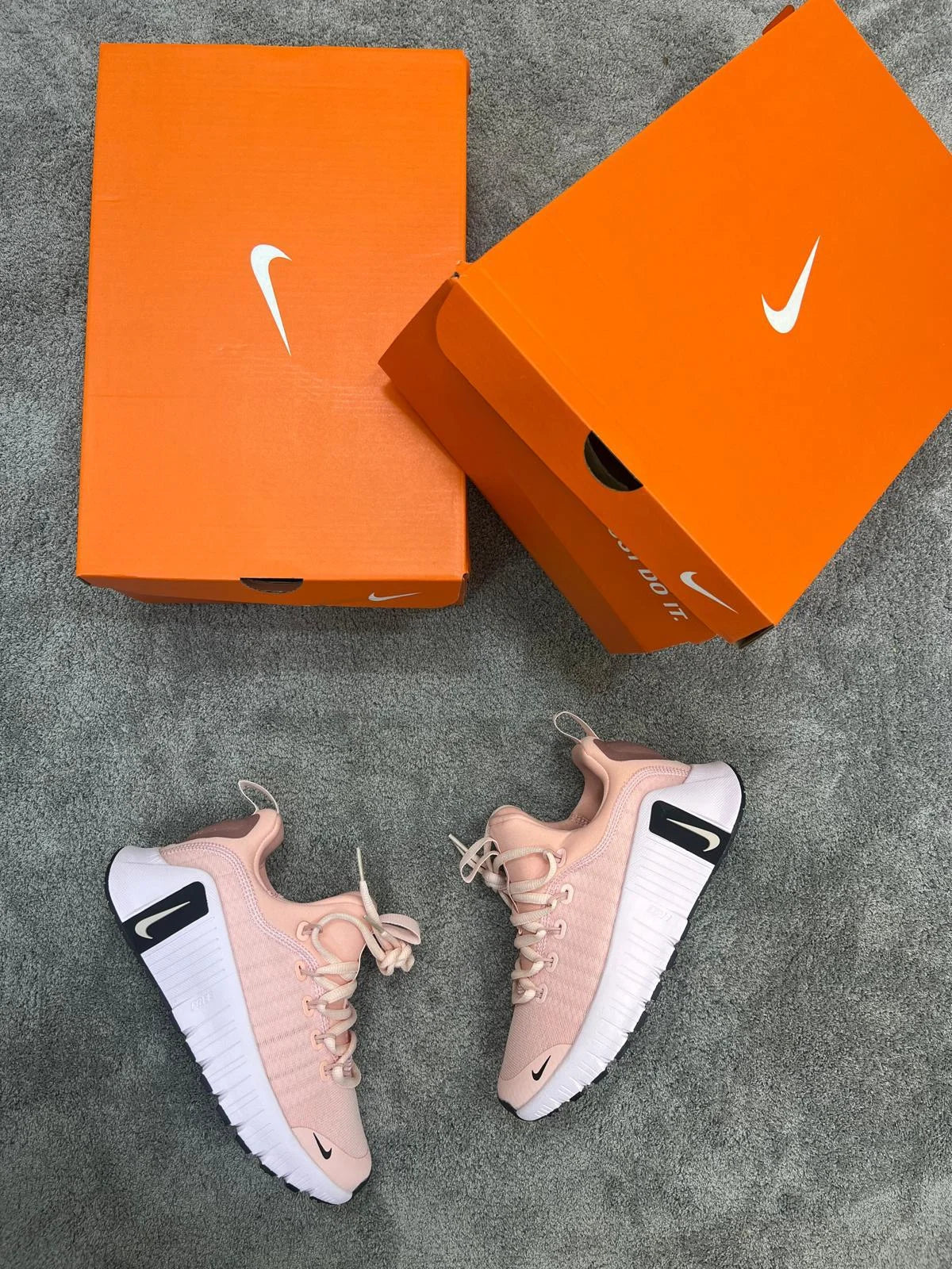 Nike Free METCON rosa