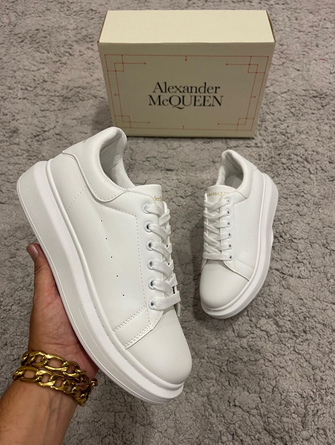 Alexander McQueen blanca