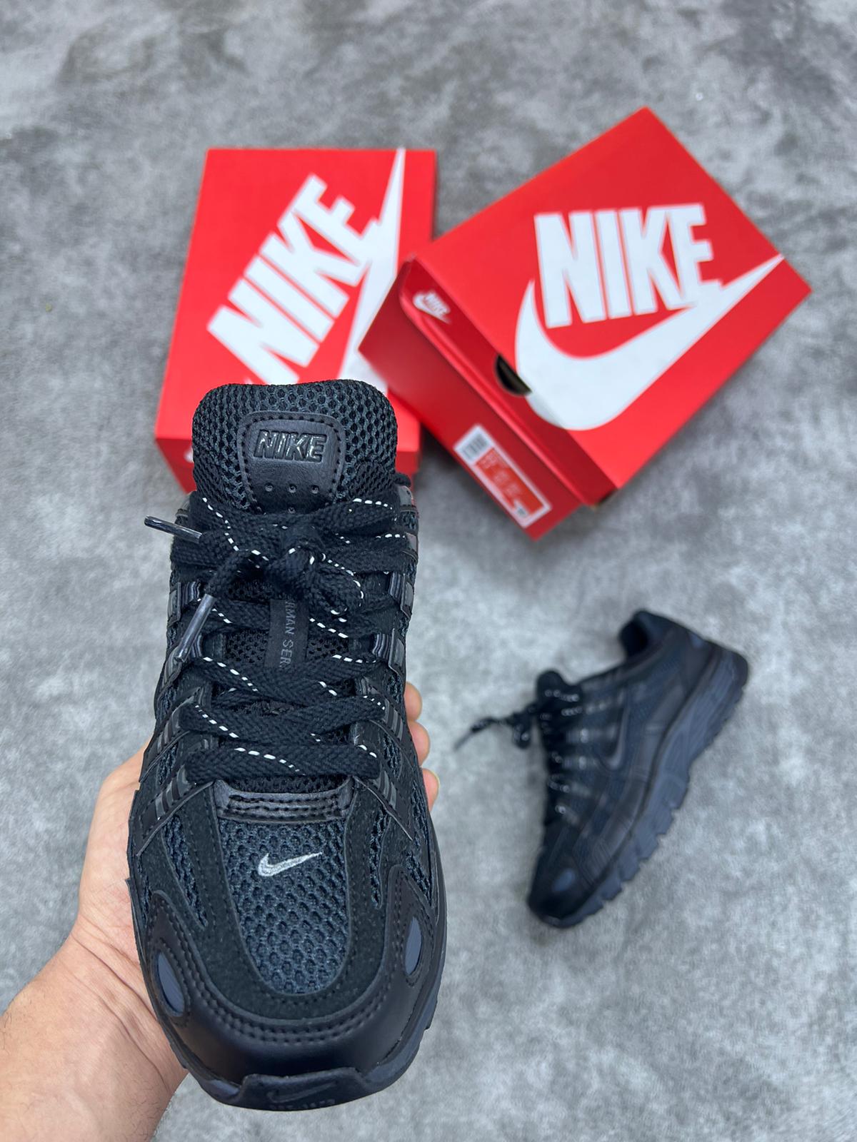 Nike P-6000 negra